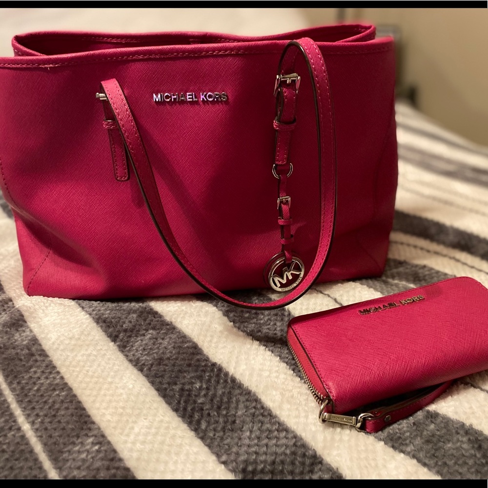 MK pink tote